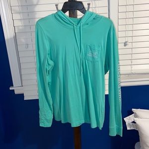 Vineyard vines hooded long sleeve shirt